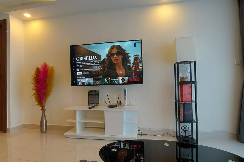 Grand Avenue, Luxury Suite, 72Sqm Pool View With Lounge Area 파타야 외부 사진